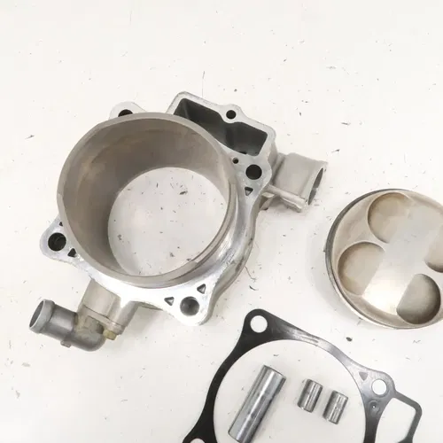 Honda CRF450R - Stock Cylinder Jug w/ Piston Good Bore - 2013 CRF 450 OEM