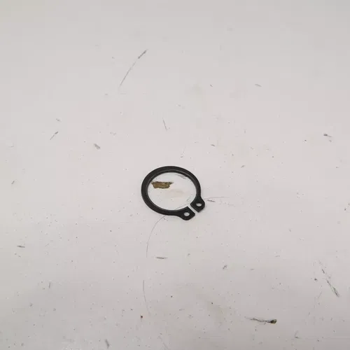 Yamaha YZ250F - Idler Gear w/ Clip - 2002 YZ 250F OEM