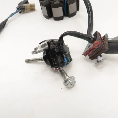Honda CRF250R - Stock Electrical Stator Magneto Coil - 2006 CRF 250 OEM
