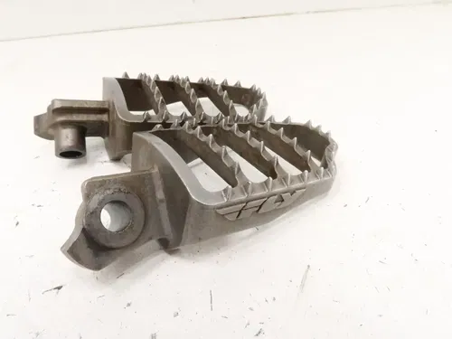 Suzuki RMZ450 - Fly Racing Wide Foot Peg Set Pegs Springs - 2019 RM-Z 450