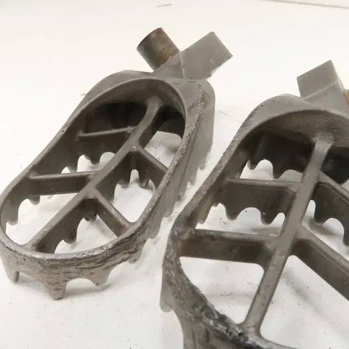 Yamaha YZ250F - Stock Foot Peg Set Pegs w/ Springs - 2006 YZ 250F OEM
