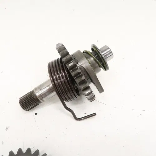 Yamaha YZ250F - Stock Kickstart Kicker Gear Shaft Idler - 2006 YZ 250F OEM