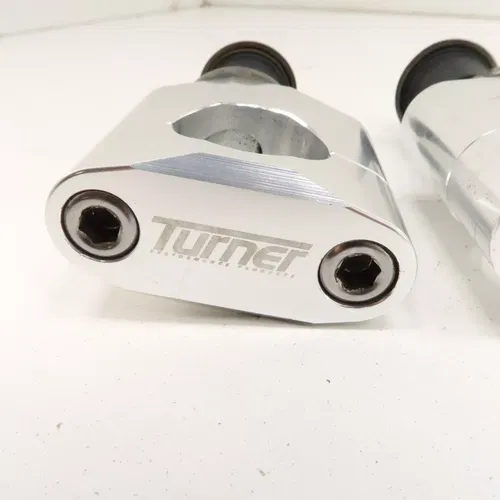 Honda CRF450R - Turner Billet Polished 1 1/8" Handlebar Clamps - 2008 CRF 450