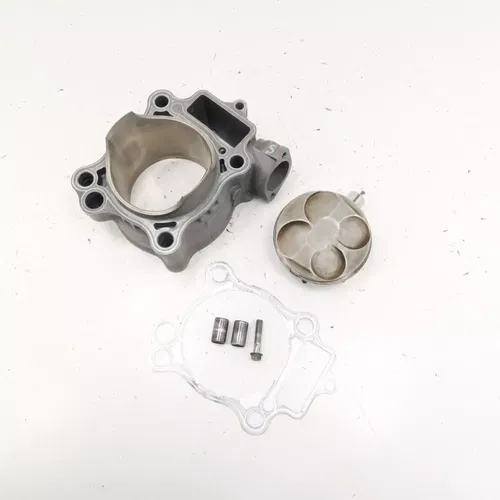 Honda CRF250R - Stock Cylinder w/ Piston - SEE DESCRIPTION - 2004 CRF 250R OEM