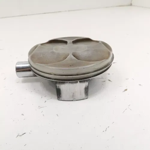 Honda CRF250R - Stock Cylinder w/ Piston - SEE DESCRIPTION - 2004 CRF 250R OEM