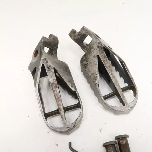 Kawasaki KLX450R - Stock Foot Pegs Set Footpegs - 2009 KLX 450 OEM