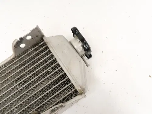 Suzuki DRZ400 - Stock Right Side Radiator w/ Cap Lid - 2003 DRZ 400 OEM