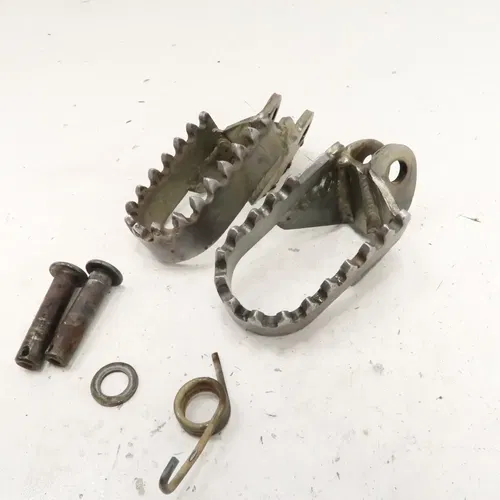 Suzuki DRZ 400 - Stock Foot Pegs Set - 2005 DR-Z 400S OEM