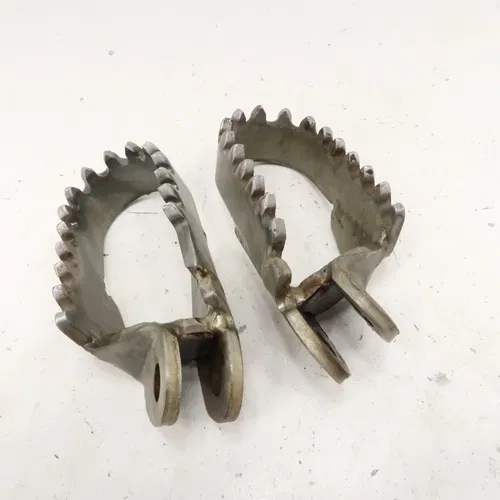Suzuki DRZ 400 - Stock Foot Pegs Set - 2005 DR-Z 400S OEM