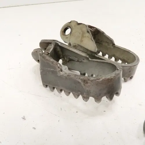 Suzuki DRZ 400 - Stock Foot Pegs Set - 2005 DR-Z 400S OEM