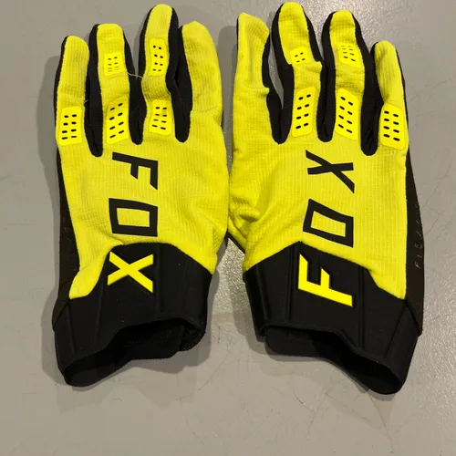 Youth Fox Racing Gloves - Size M