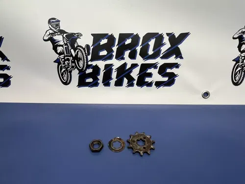1980 Yamaha IT125 IT 125 Sprocket Retaining Nut