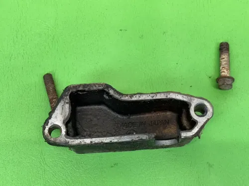 1986 Kawasaki KDX200 KDX 200 87 88 Right Side Governor Power Valve Cover
