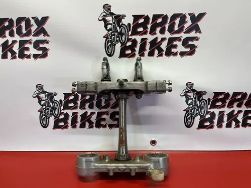 1999 Honda CR250R CR250 Triple Tree Steering Stem Clamp