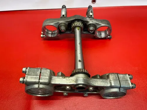 1999 Honda CR250R CR250 Triple Tree Steering Stem Clamp
