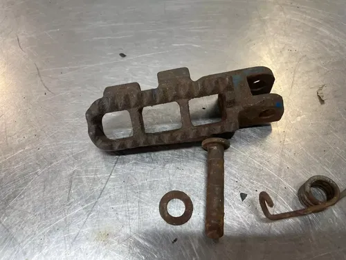 1985 Suzuki RM125 RM 125 Left Right Foot Peg Pegs