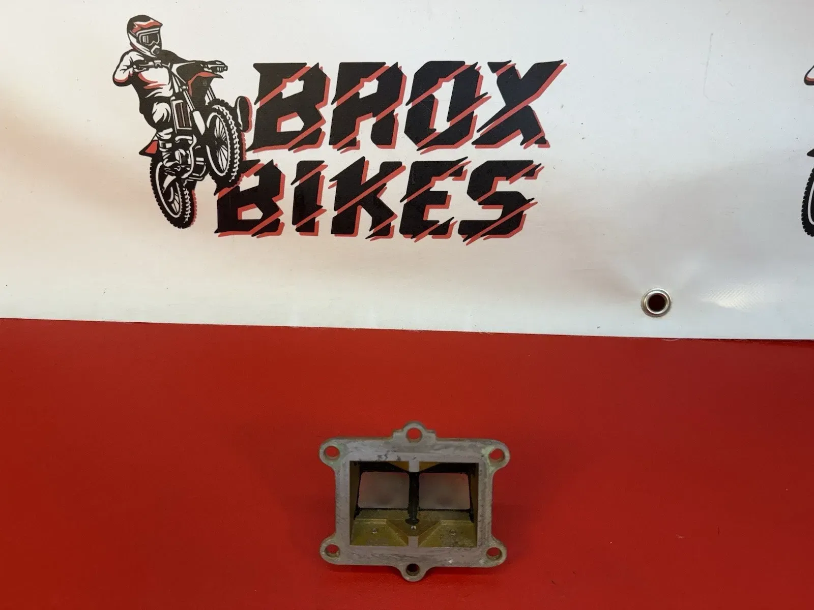 1991 HONDA CR250 CR250R ORIGINAL OEM INTAKE REEDS CAGE Reed Block