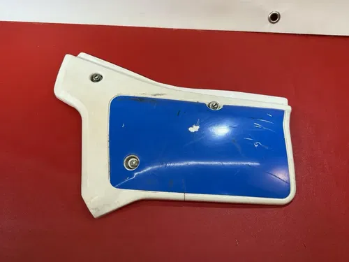 1991 Honda XR200R XR200 XR 200 200R Left Side Plastic Cover Panel Airbox OEM