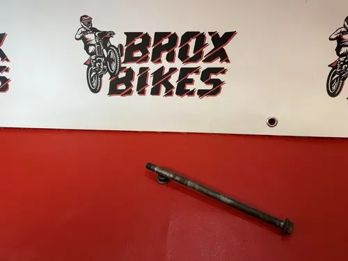 1990 Yamaha YZ80 YZ 80 Rear Wheel Axle