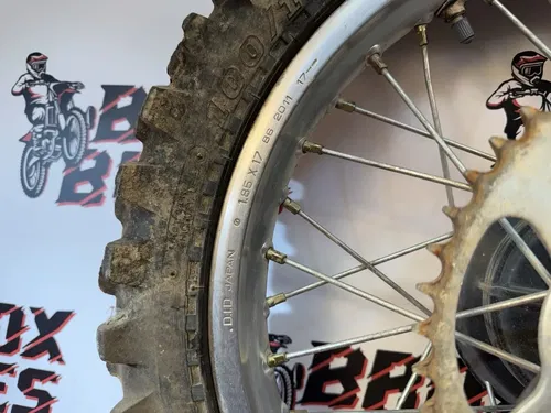 1991 Honda XR200R XR200 XR 200R 200 D.I.D OEM Rear Wheel Rim Hub