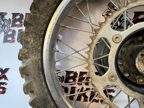 1991 Honda XR200R XR200 XR 200R 200 D.I.D OEM Rear Wheel Rim Hub