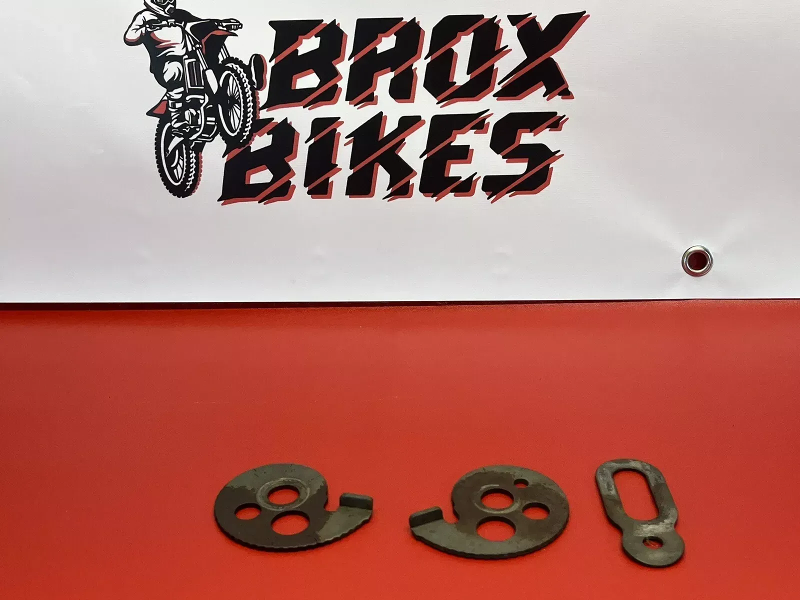 1982 Honda XL500R XL500 Rear Wheel Axle Chain Adjusters