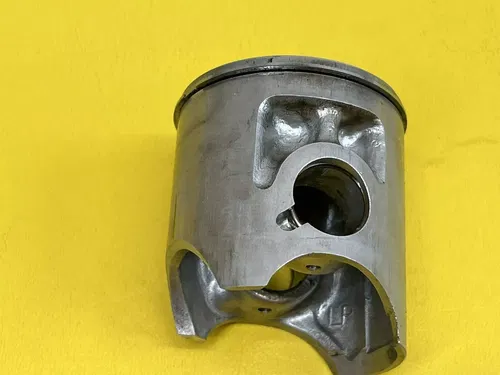 1982 1983 Yamaha YZ100 YZ 100 Piston Wrist Pin