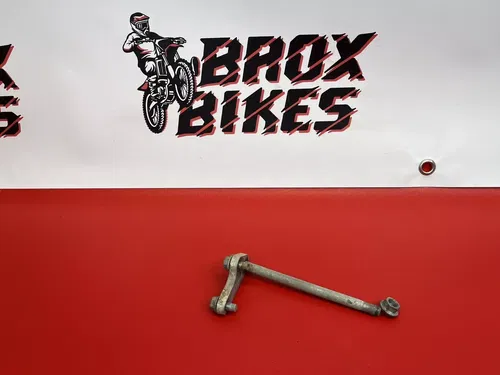 1988 Honda XR250R XR 250 250R XR250 Right Rear Engine Hanger Plate and Bolt