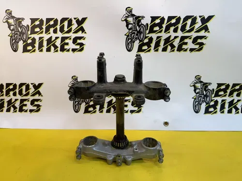 1990 Suzuki DR350 DR 350 DR350ES Steering Stem Triple Tree Triple Clamp