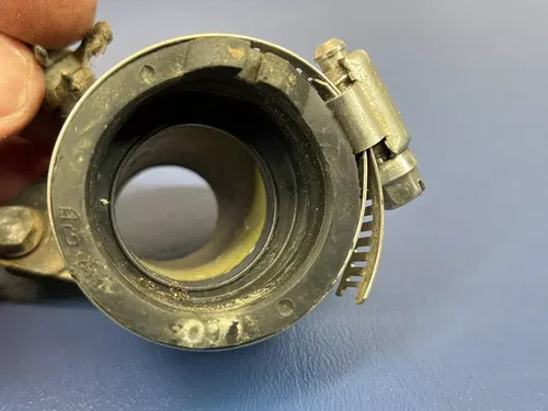 2004 Yamaha TTR125 TTR 125 T-TR125 Intake Manifold Carburetor Joint