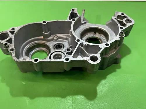 2000 Kawasaki KDX200 KDX 200 LS Left Side Engine Crankcase Case Half