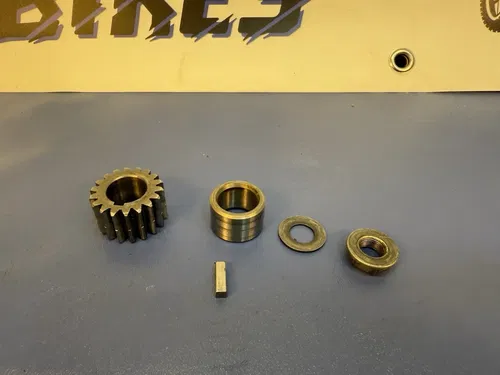 Yamaha YZ85 YZ 85 Primary Drive Gear Key Collar Nut Washer OEM (02-18)