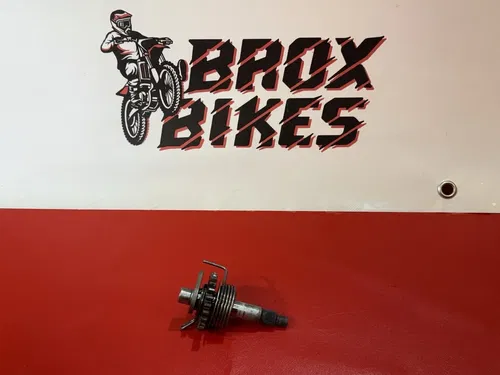 1990 Yamaha YZ80 YZ 80 86-92 Kick Start Starter Kickstarter Gear Shaft Spindle