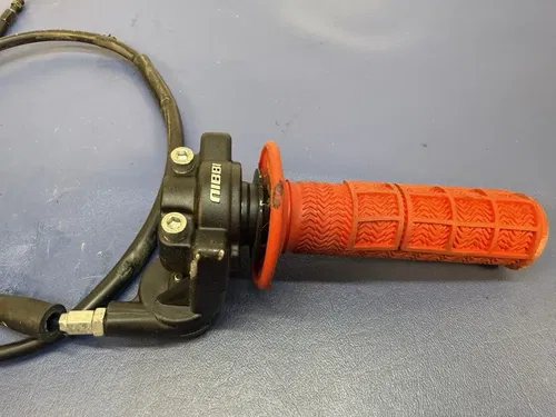 2007 Yamaha YZ125 YZ 125 Nibbi Throttle Tube Housing Cable