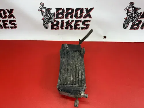 1984 Honda CR250R CR250 CR 250 250R Left Side Radiator