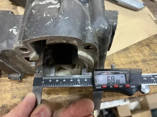 1984 Husqvarna Husky CR250 CR 250 Engine Cylinder Head Jug