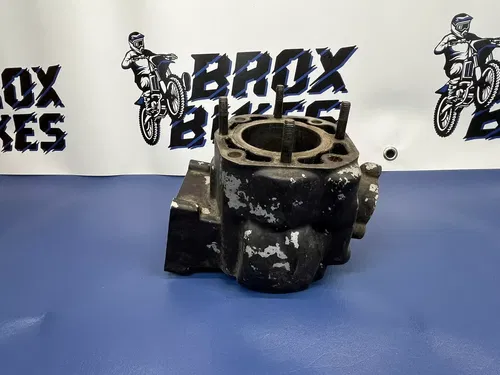 1984 Husqvarna Husky CR250 CR 250 Engine Cylinder Head Jug