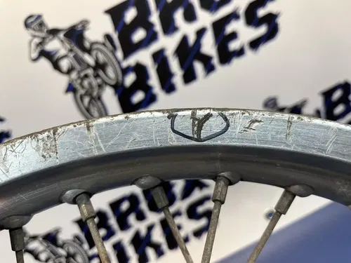 1977 1978 Yamaha IT175 IT 175 Rear Wheel Rim Hub D.I.D