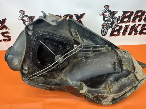 2005 KTM 300 EXC 300EXC Air Filter Box Cleaner Airbox