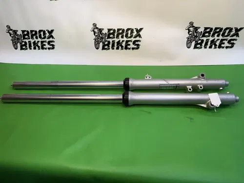 1989 OEM KAWASAKI KX80 KX 80 Front Left Right Forks Suspension Big Wheel 19”