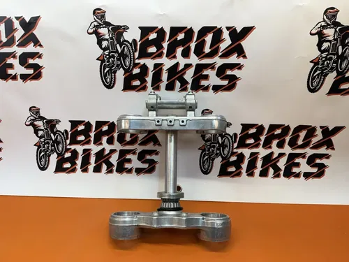 2001 KTM 400 EXC 400EXC Triple Tree Steering Stem Clamp