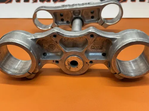 2001 KTM 400 EXC 400EXC Triple Tree Steering Stem Clamp