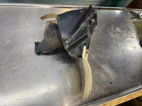 2004 Suzuki RM65 RM 65 KX KX65 Air Box Airbox Filter Cleaner and Mudflap