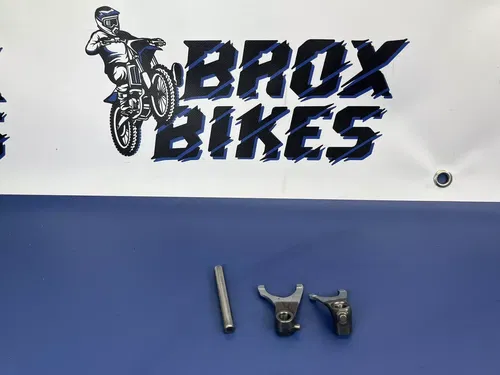 2006 Yamaha TTR50e TTR50 TTR 50 50e Shift Fork Forks Leg