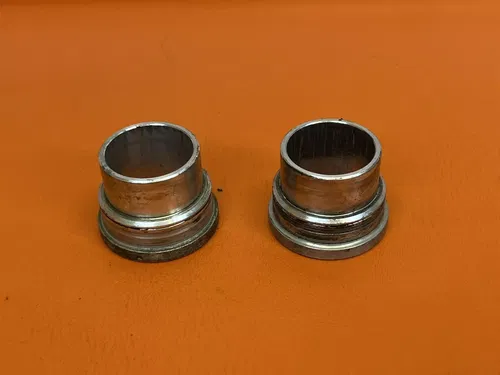 2005 KTM 300EXC 300 EXC 250 250EXC Front Wheel Axle Collar Spacer Bushing