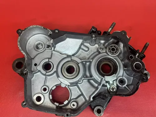 1987 Yamaha YZ125 YZ 125 Right Side Crankcase Engine Case Half