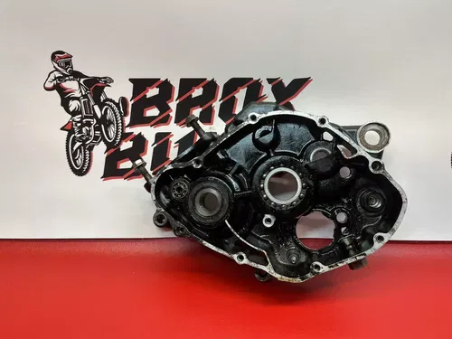 1982 Honda CR125R CR125 CR 125 Left Side Crankcase Engine Case Half