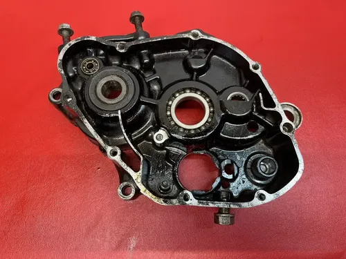 1982 Honda CR125R CR125 CR 125 Left Side Crankcase Engine Case Half