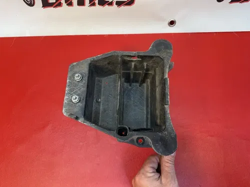 Honda 1985-2007 CH80 80 Elite Scooter Battery Box Tray Holder Base OEM *