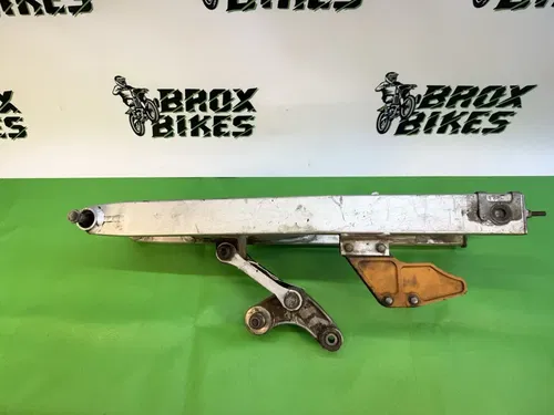 1988 - 1997 Kawasaki KX80 KX 80 Rear Suspension Swingarm READ DESCRIPTION